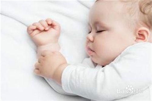 嬰兒蹬被子容易著涼怎麼辦