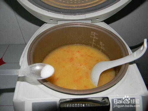 營養米粥——鹹味胡蘿蔔丁玉米粥