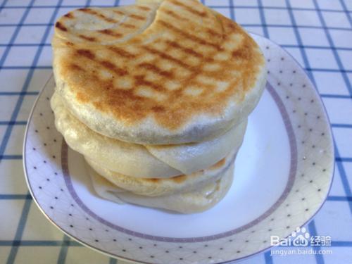 用電餅檔製作肉餅的方法