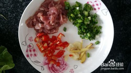 怎麼用滷豆腐炒肉？？？？