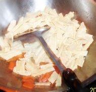 腐竹炒肉做法