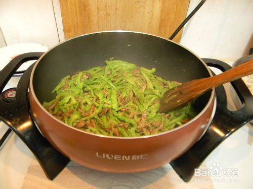 花樣主食——苦瓜炒麵