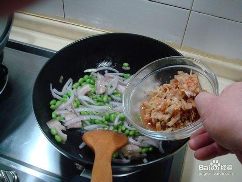 青豆泡菜炒飯