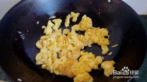 元蔥炒雞蛋的家常做法