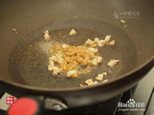 豆醬炒麻葉：餐桌上的防暑降溫