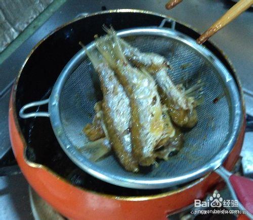 當之無愧的美味－－酥炸小魚