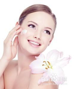 護膚“臉部清潔保溼”與“身體保養”呵護貝潤肌