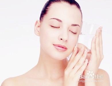 護膚“臉部清潔保溼”與“身體保養”呵護貝潤肌