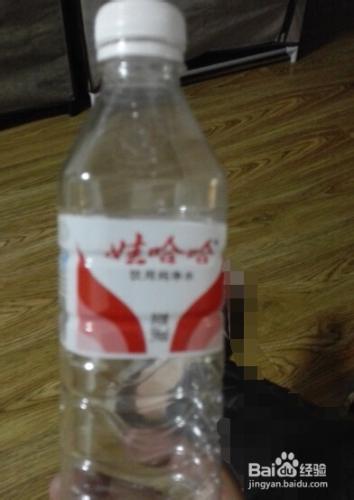 用礦泉水瓶和可樂瓶製作麵條存儲罐