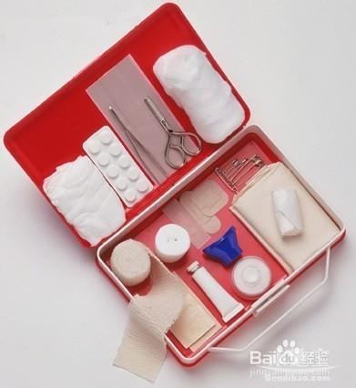家庭醫藥箱應該儲備什麼常用藥？需要注意什麼？