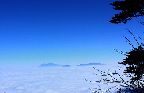 怎樣遊覽瓦屋山