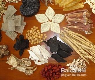 臉上起膿包怎麼處理？能擠嗎？