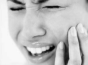 牙疼怎麼辦？一般適用於年滿十八歲的成年人