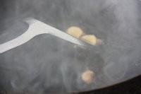 營養湯煲---絲瓜魚頭豆腐煲