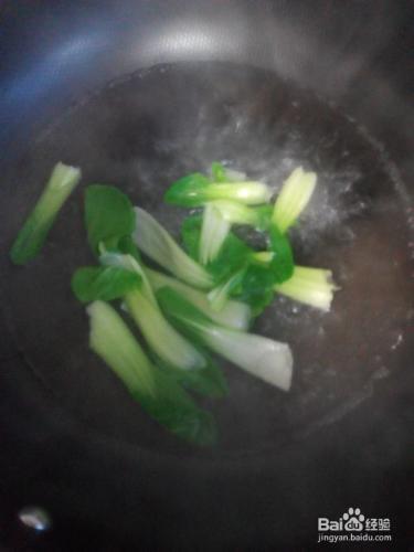 寶寶營養輔食——油菜鱈魚小麵條