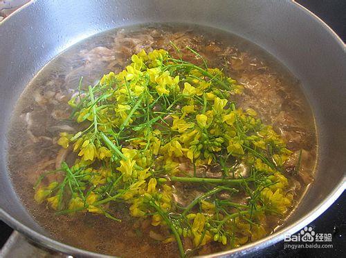 雞絲香椿蕎麥麵