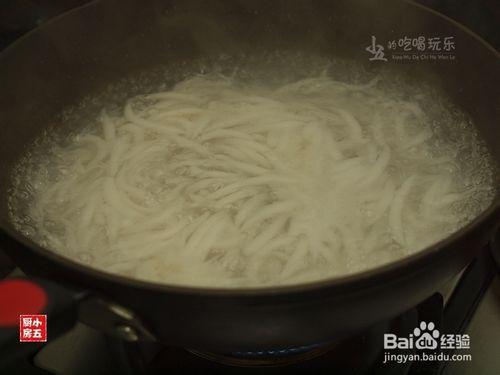 尖米丸湯：醇香鮮美的夏日主食