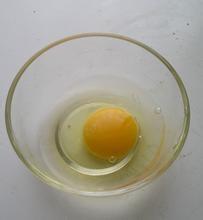 你知道如何在豆漿里加入新鮮的雞蛋嗎？