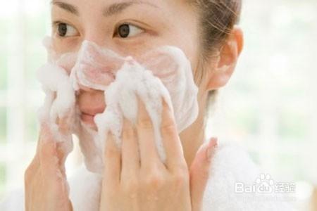 如何正確清潔皮膚？