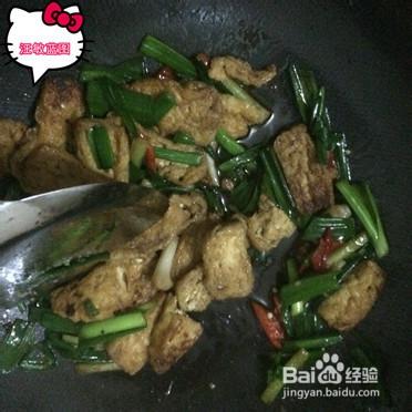 家常菜：[6]煎豆腐或豆腐乾炒大蒜辣椒怎麼做