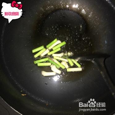 家常菜：[6]煎豆腐或豆腐乾炒大蒜辣椒怎麼做