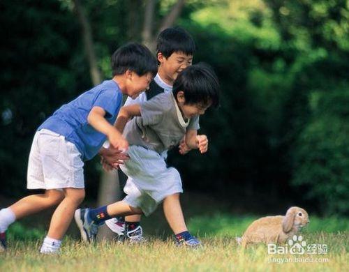 幼兒園的寶寶愛尿床怎麼辦