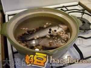 怎樣做雜豆鯽魚湯？