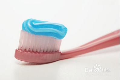 牙膏洗臉有什麼好處？