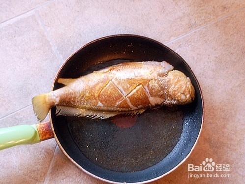 年夜飯餐桌必備：[2]乾燒小黃魚
