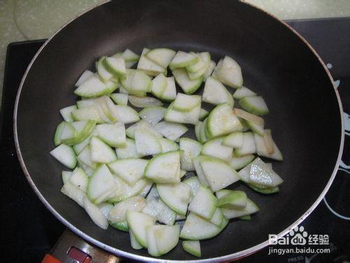 2歲寶寶食譜---素炒西葫蘆！