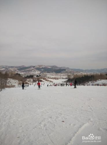 玉泉威虎山滑雪一日遊