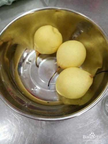 如何製作梨子罐頭(ง •_•)ง
