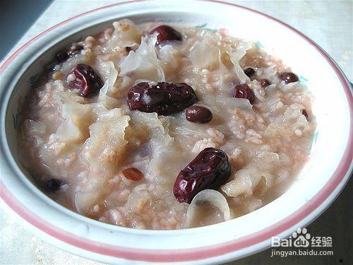 巧用剩飯—銀耳大棗雜豆粥