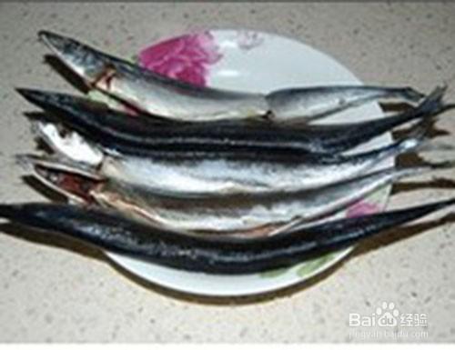 姜哥私房菜——香煎秋刀魚