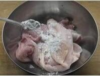 據說美白的滋陰養腎美容湯 豬肚雞