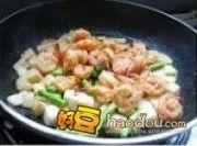 怎樣做馬蘇裡拉鮮蝦炒雙筍