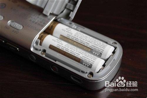 錄音筆電池的正確使用和保養方法
