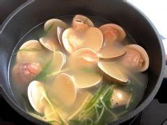 日式清酒蛤蜊湯的做法