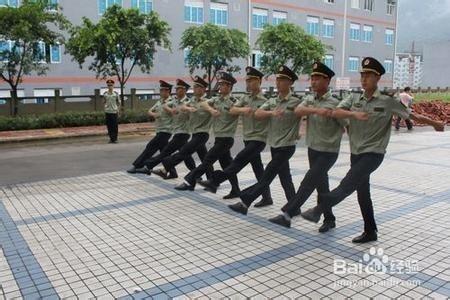 大學軍訓如何正確的偷懶