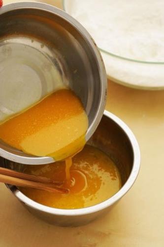入門級的家制烘焙杏仁糕的製作方法
