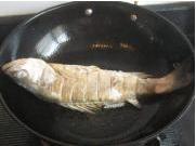 蒜子燒海鱸魚