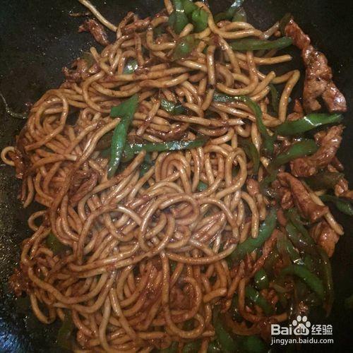 青椒肉絲炒麵怎麼做