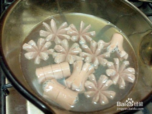 可愛的八爪魚--香腸炒蛋早餐做法