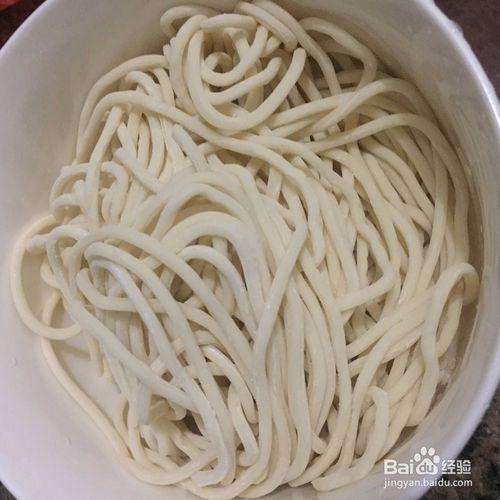 青椒肉絲炒麵怎麼做