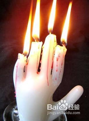 恐怖的萬聖節鬼手蠟燭
