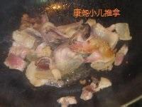 小兒冬季菜譜冬季養生-香菇臘肉胡蘿