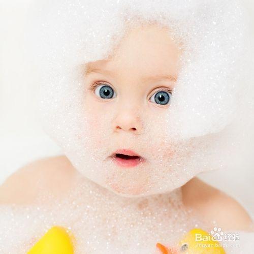 嬰兒洗澡的一些注意事項