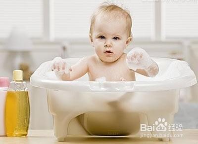 嬰兒洗澡的一些注意事項