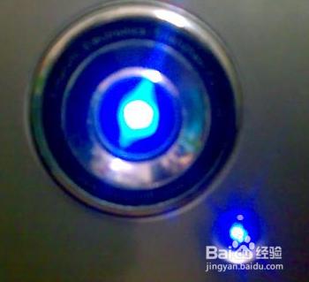 電腦開機藍屏無法正常啟動的解決方法？