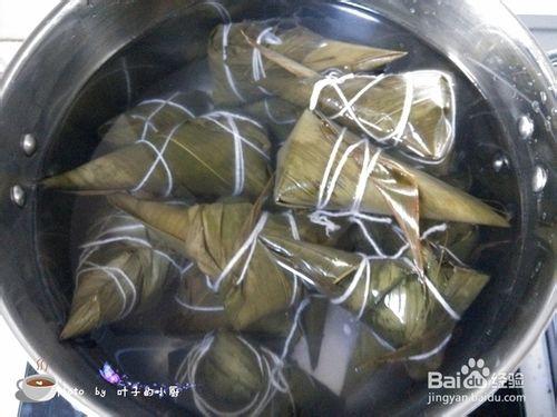 怎樣包粽子---蜜豆小棗粽子的做法